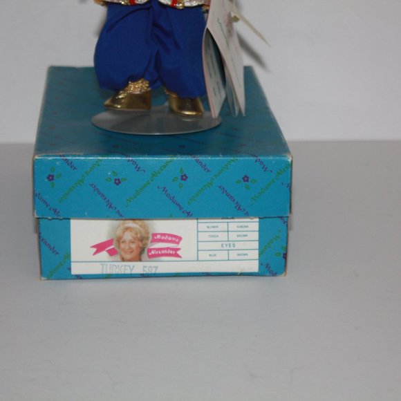Madame Alexander Vintage 'Turkey' Doll in Original Box #587 - Picture 9 of 9